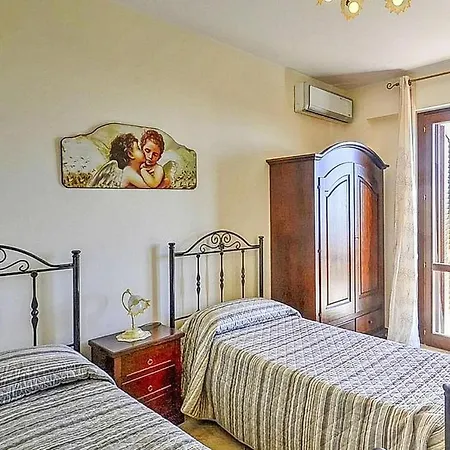 Apartment Terraced House - Isi01102a-iye *